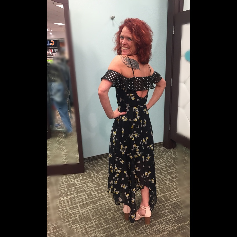 Cold shoulder dress size x-small
